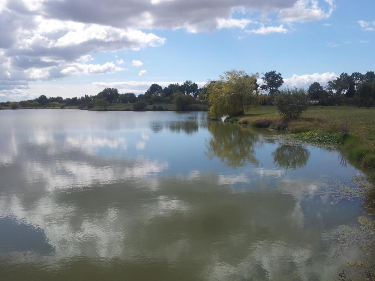 Camping Du Lac De Saujon Luaran gambar